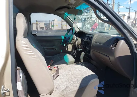 2001 Toyota Tacoma z USA, uszkodzony, nr VIN 5TENL42N41Z774699